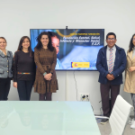 Delegación de especialistas en Nefrología de Bolivia junto a profesionales sanitarios en España durante una visita formativa del programa apoyado por la AECID.