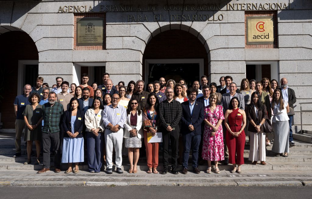 20260616 Impulsando la equidad en Salud_foto familia